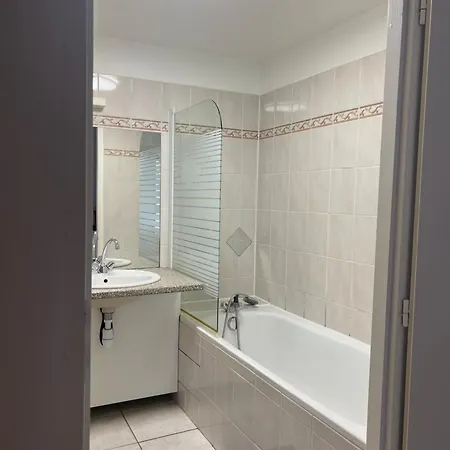 Le Victoria Vii - District - Stanislas - Train Station Apartment Nancy