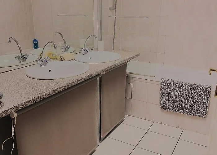 Le Victoria Vii - District - Stanislas - Train Station *